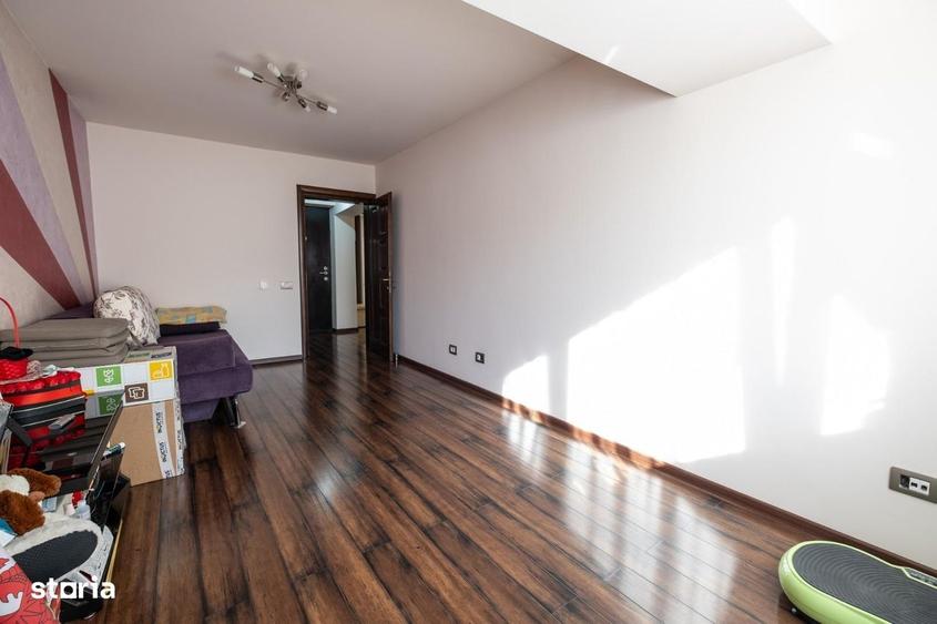 Apartament cu 4 camere decomandat în Bistrița Lac