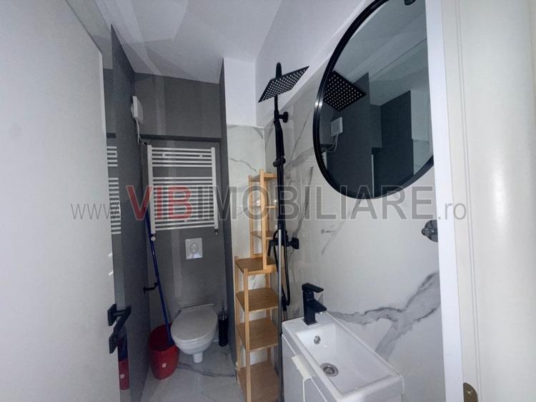Apartament cu 3 camere decomandat în P-ța Dorobanți