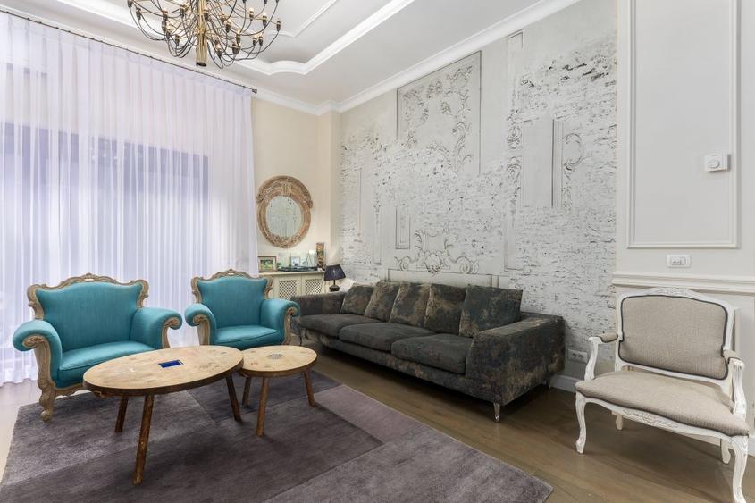 Apartament cu 4 camere decomandat, mobilat în Eminescu