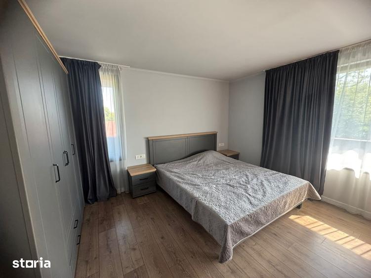 Casă cu 6 camere cu Teren 3226 Mp în Exterior Vest