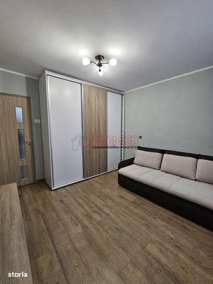Apartament cu 2 camere, mobilat în Pieptănari