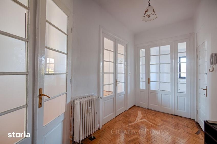 Apartament cu 3 camere în Cotroceni