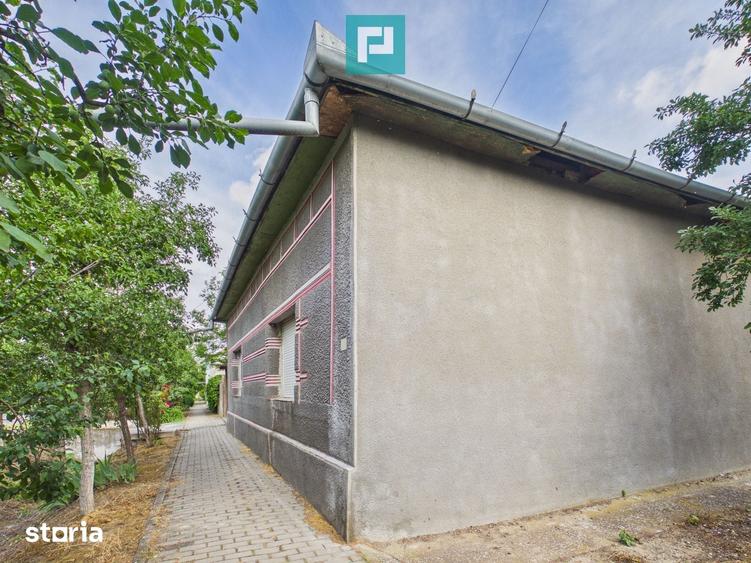 Casă cu 4 camere cu Teren 800 Mp în Mădăras
