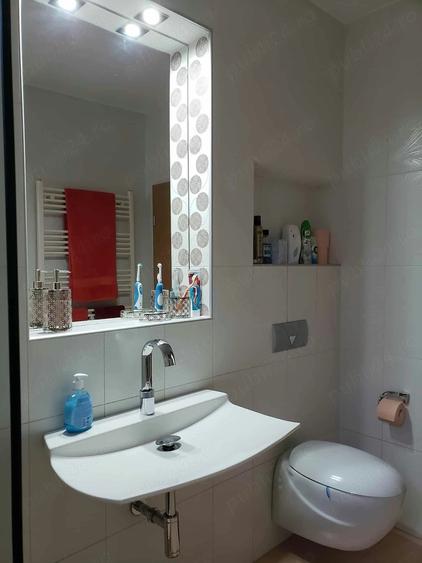 Casă cu Teren 700 Mp în Central