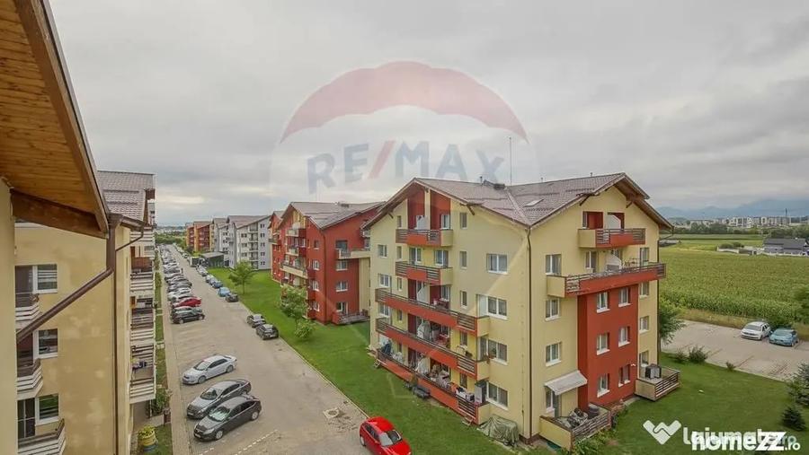 Apartament cu 2 camere semidecomandat în Sânpetru