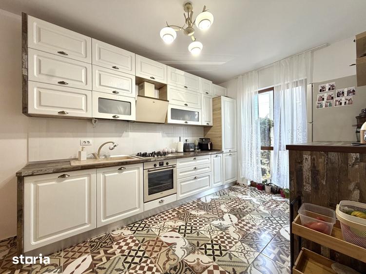 Casa tip triplex de 4 camere si 2 bai in centrul Dumbravitei ! - 7