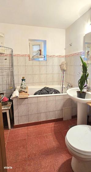 Apartament cu 3 camere decomandat în Dacia