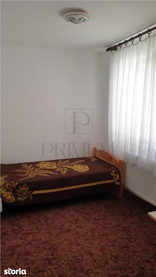 Apartament cu 3 camere semidecomandat, mobilat în Circumvalațiunii