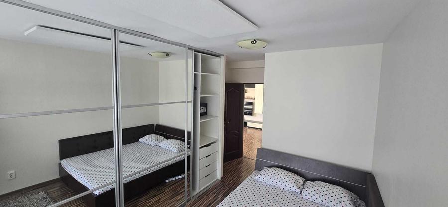 Apartament cu 2 camere semidecomandat în Sud