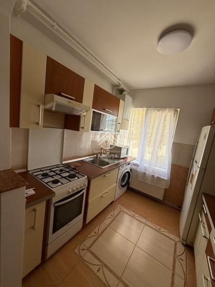 APARTAMENT IN CENTRU/ DE INCHIRIAT | 2 CAMERE | 50 MP - 1