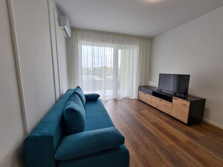 Apartament cu 2 camere semidecomandat în Decebal