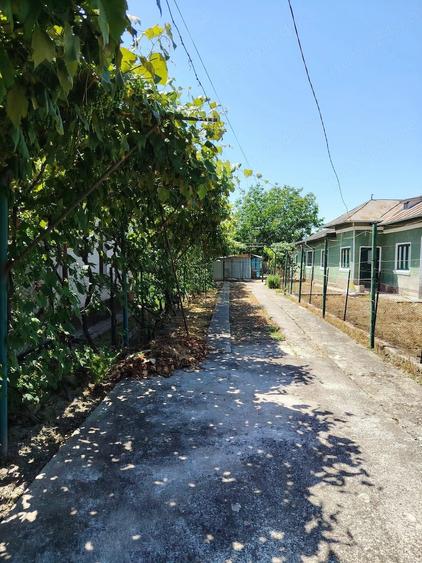 Casă cu 4 camere cu Teren 625 Mp în Central