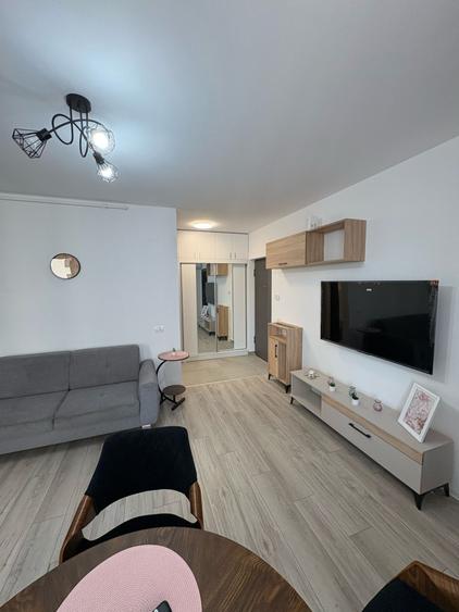 Apartament cu 2 camere semidecomandat, mobilat în Drumul Taberei