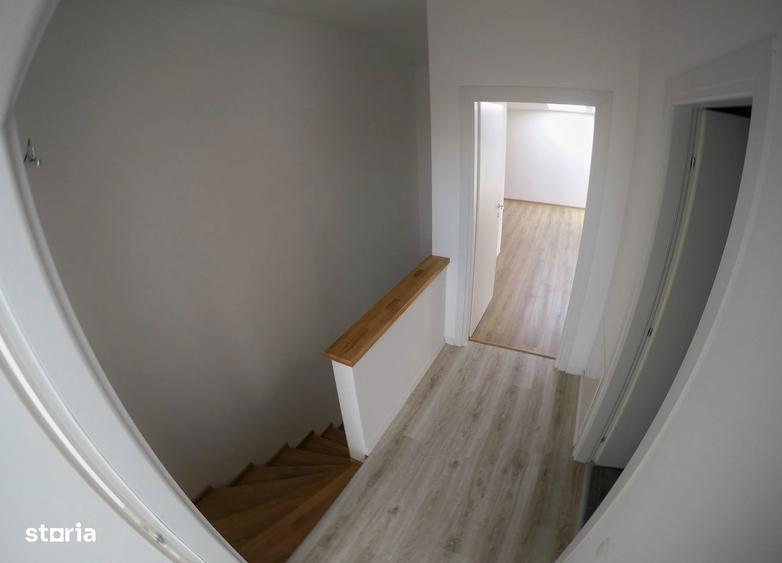 Casă cu 5 camere cu Teren 175 Mp în Central