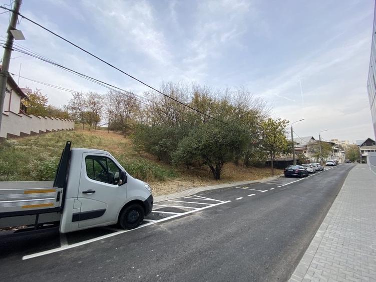 Teren Construcții intravilan de 850 mp, în Prundu