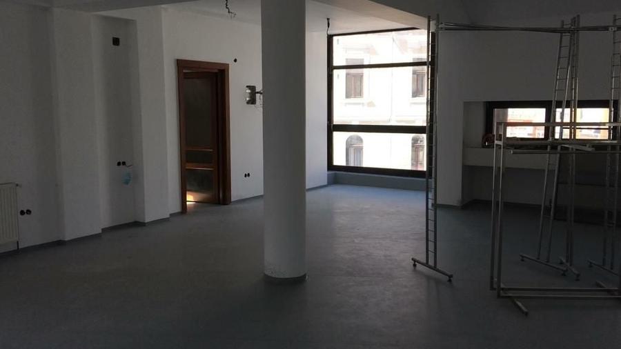 Spațiu comercial, de 160 mp, în Jigodin-Băi