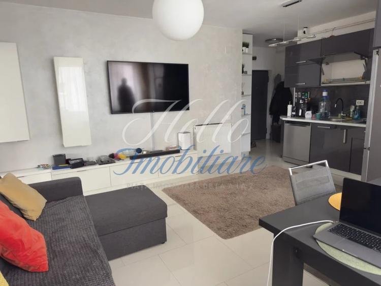 Apartament cu 3 camere în Florești