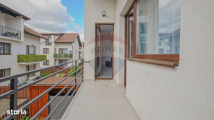 Apartament cu 3 camere decomandat în IAR