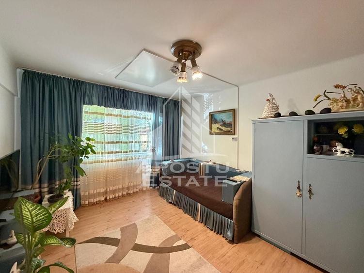 Apartament cu 2 camere semidecomandat, mobilat în Brâncoveanu