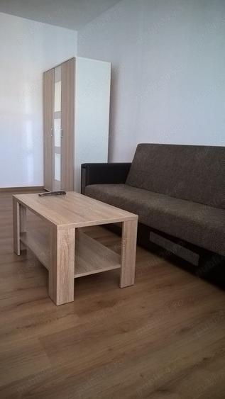 Apartament cu 3 camere decomandat în Complex Studențesc