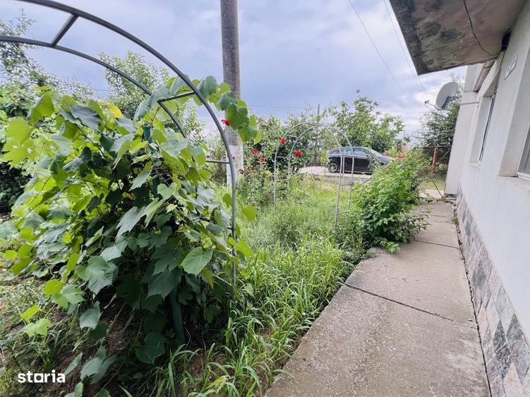 Apartament cu 3 camere decomandat în Giarmata