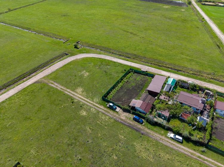 Teren Construcții intravilan de 996 mp, în Hărman