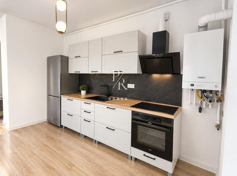 Apartament cu 2 camere semidecomandat, mobilat în Florești