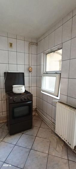 Casă cu 3 camere decomandat cu Teren 153 Mp în Andronache