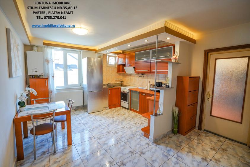 Apartament cu 3 camere decomandat în Precista
