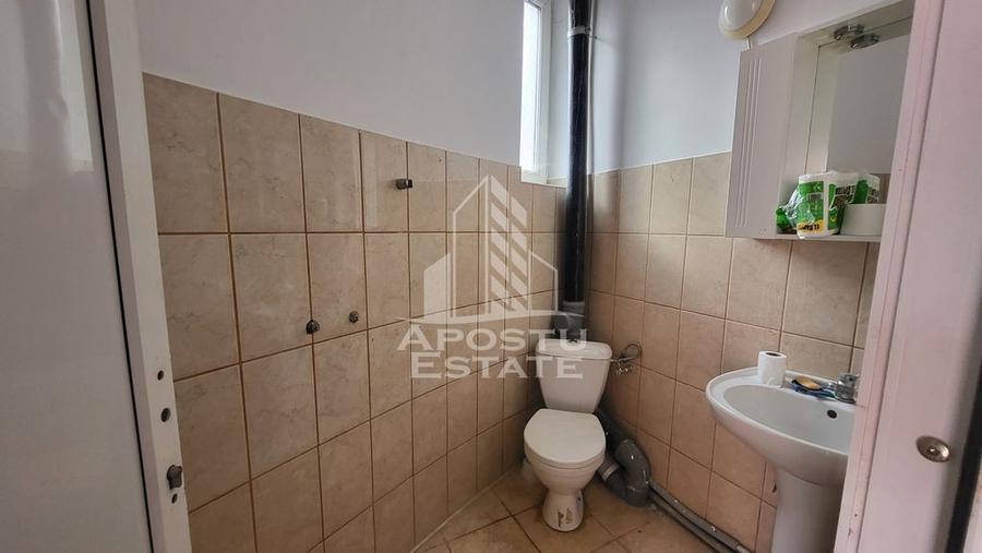 Casă cu 5 camere cu Teren 600 Mp în Mehala