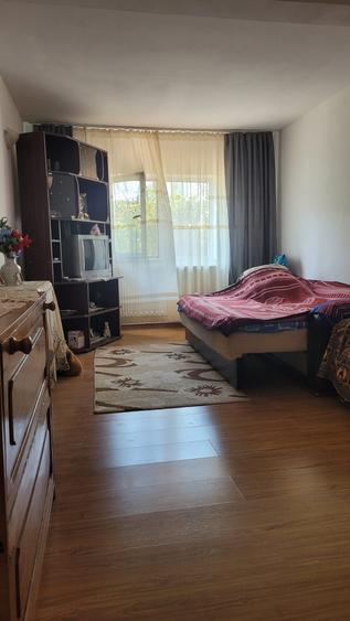 Casă cu 4 camere în Dor Mărunt