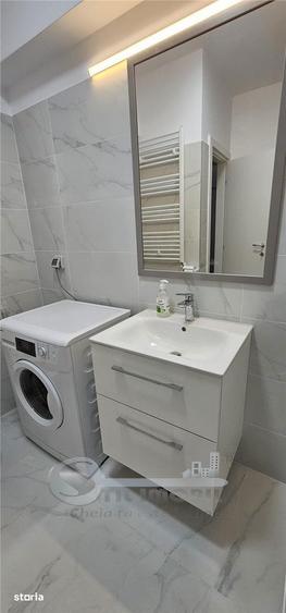 Garsonieră decomandată, mobilată în Nicolina