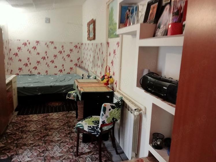 Garsonieră decomandată în Pieptănari