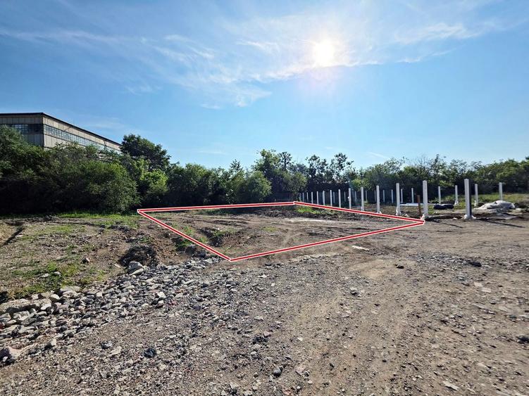Teren Construcții intravilan de 327 mp, în Theodor Pallady