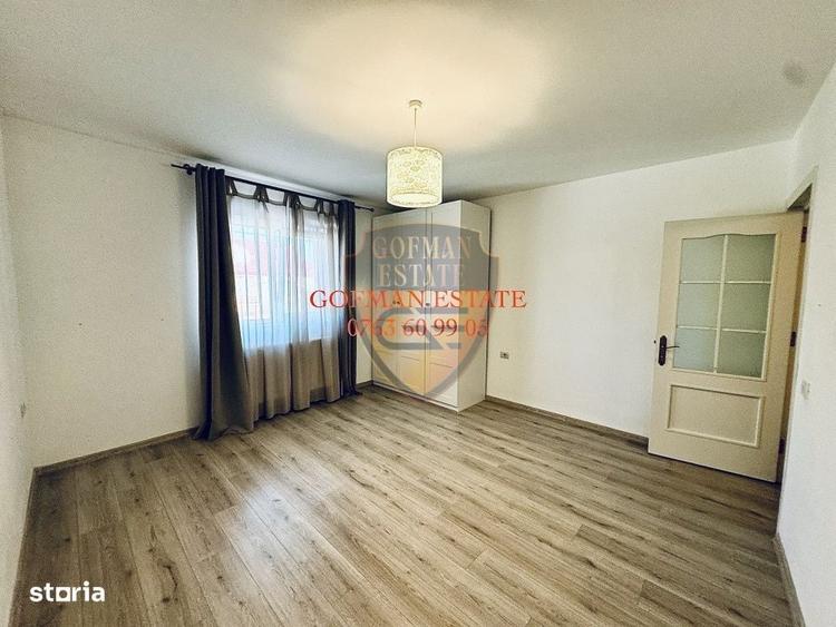 4 camere, spatiu comercial birouri gradinita Mamaia Nord Hanul cu P - 12