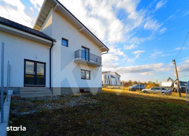 Casă cu 4 camere cu Teren 554 Mp în Șelimbăr