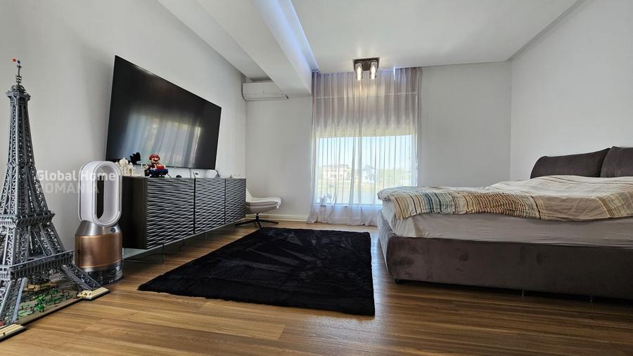 Duplex cu 4 camere cu Piscina în Corbeanca
