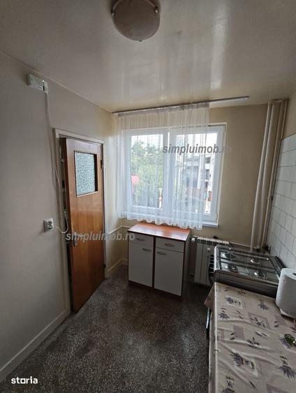 Metrou Dristor Decomandat 2 Camere etaj 1/4 - 3