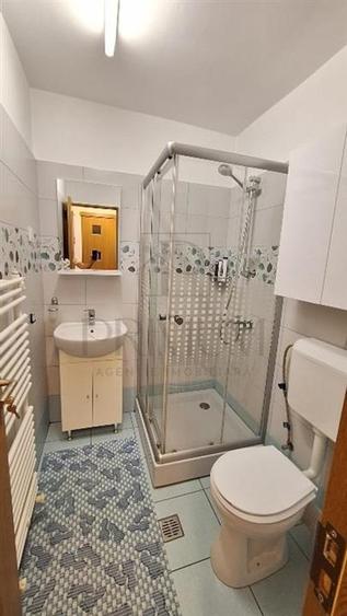 Apartament cu 4 camere decomandat, mobilat în Complex Studențesc