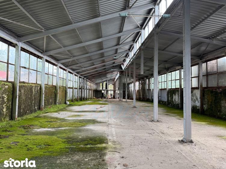 Spațiu comercial, de 800 mp, în Central