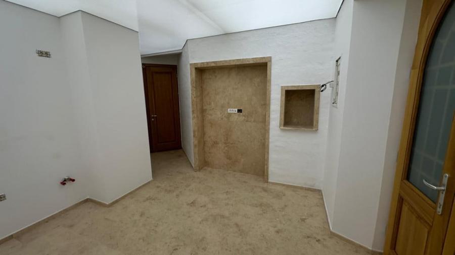 Apartament cu 2 camere nedecomandat în Ultracentral