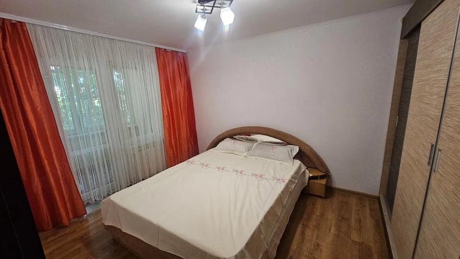 Garsonieră decomandată în Politehnica
