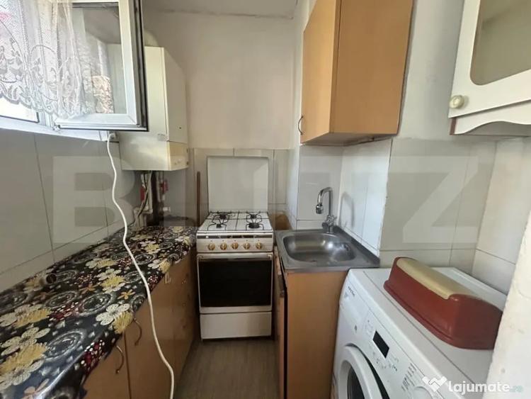 Apartament cu 2 camere semidecomandat în Decebal