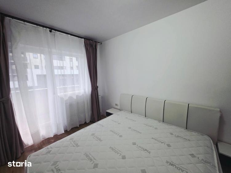 Apartament cu 2 camere decomandat în Tractorul