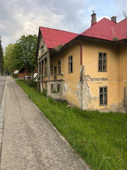 Casă cu 4 camere în Ultracentral