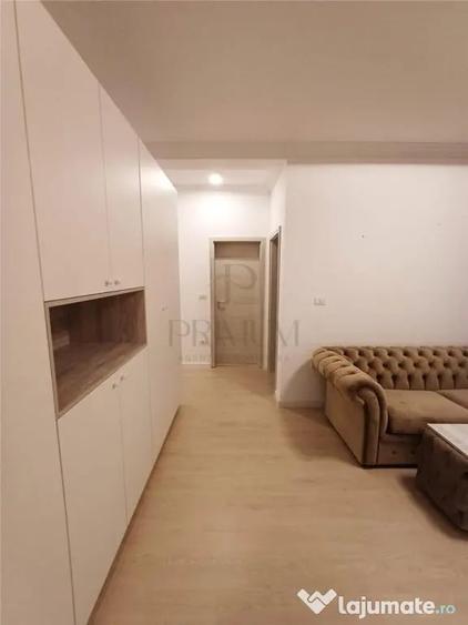 Apartament cu 3 camere decomandat în Chișoda