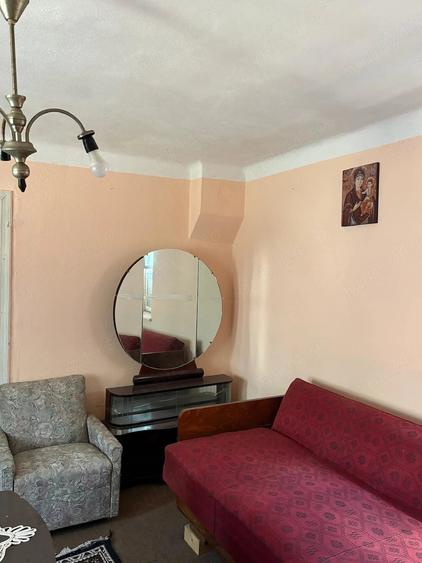 Casă cu Teren 700 Mp în Cut