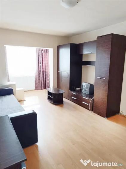 Garsonieră decomandată în Șagului