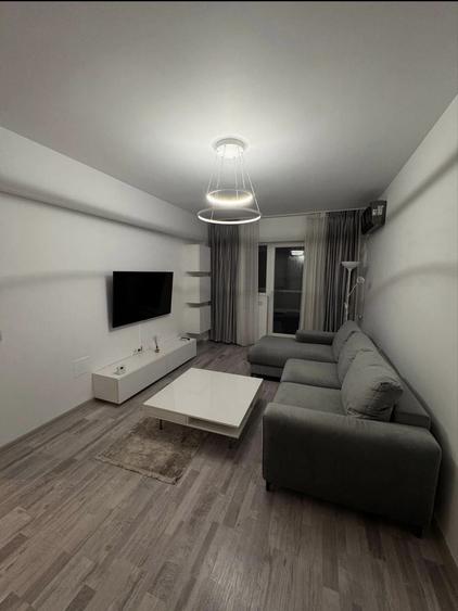 Apartament cu 2 camere decomandat în Runcu