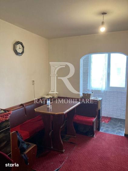 Apartament cu 3 camere decomandat în Rogerius